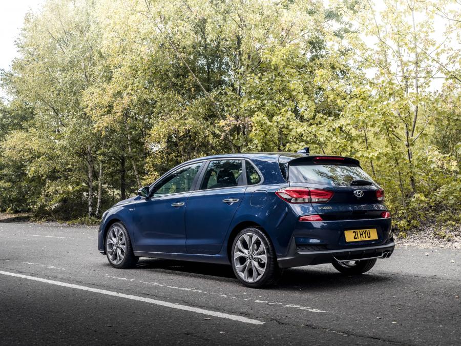  Hyundai i30 N Line (PD) 2018 года  (UK) (фото 5 из 40)